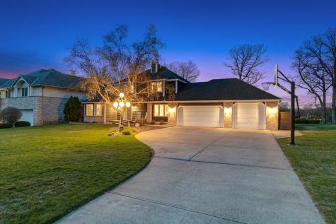 701 W River Parkway Champlin MN 55316