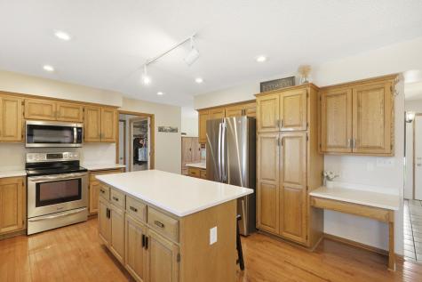 701 W River Parkway Champlin MN 55316