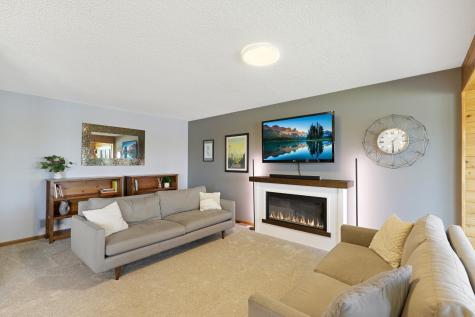 701 W River Parkway Champlin MN 55316