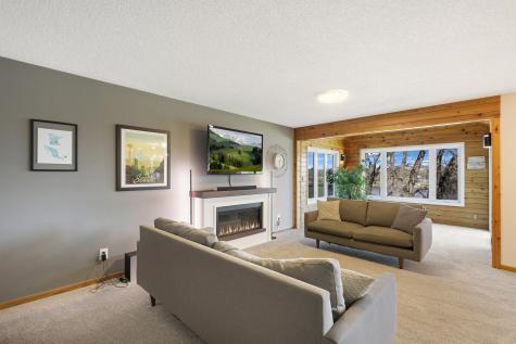 701 W River Parkway Champlin MN 55316