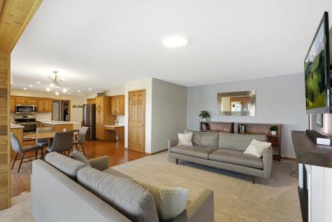 701 W River Parkway Champlin MN 55316