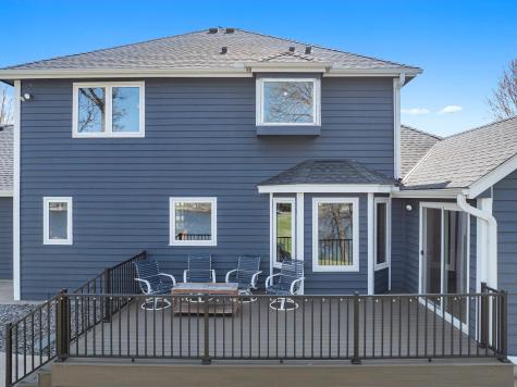 701 W River Parkway Champlin MN 55316