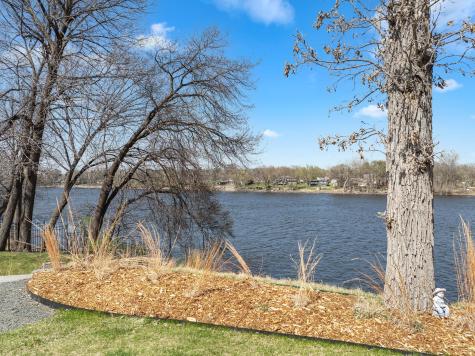 701 W River Parkway Champlin MN 55316