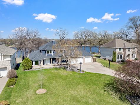 701 W River Parkway Champlin MN 55316