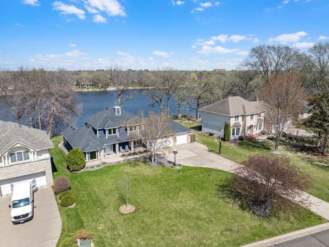 701 W River Parkway Champlin MN 55316