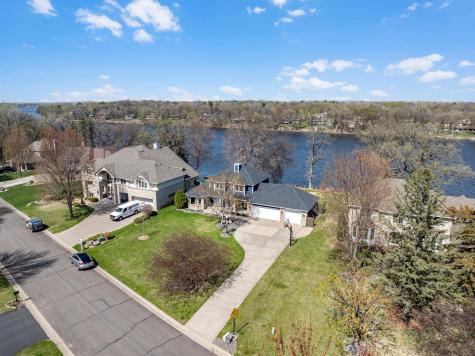701 W River Parkway Champlin MN 55316