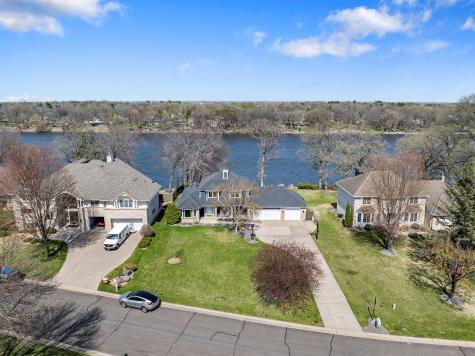 701 W River Parkway Champlin MN 55316