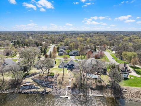 701 W River Parkway Champlin MN 55316
