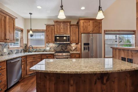 524 Roanoke Court Waconia MN 55387