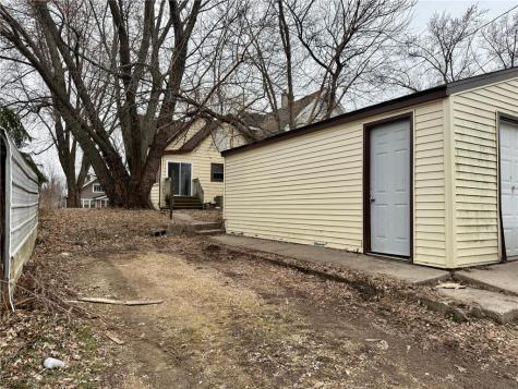 869 Lawson Avenue E Saint Paul MN 55106