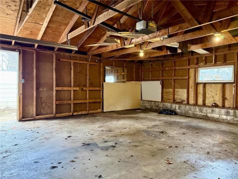 869 Lawson Avenue E Saint Paul MN 55106