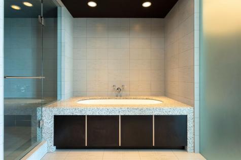 1805 W Lake Street Minneapolis MN 55408