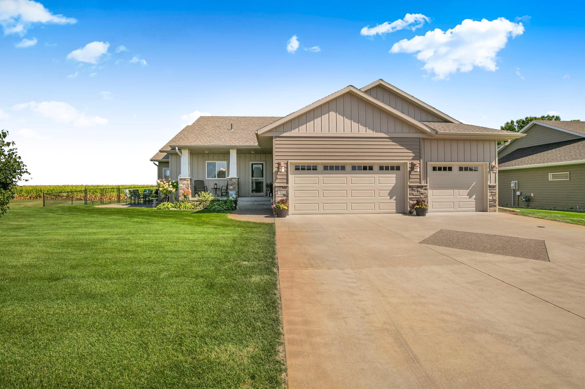 932 Waters Edge Circle Avon MN 56310
