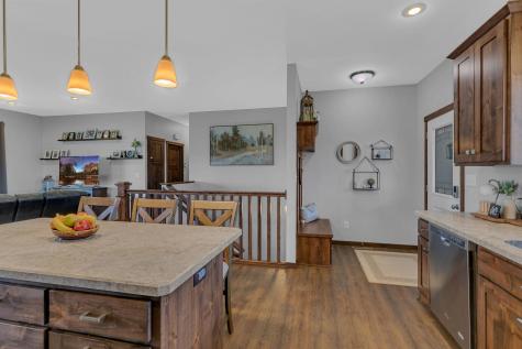 932 Waters Edge Circle Avon MN 56310