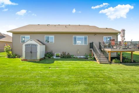 932 Waters Edge Circle Avon MN 56310