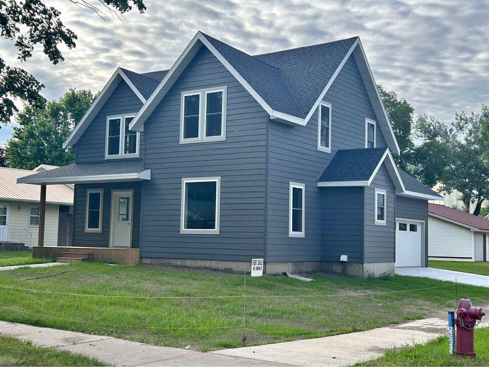 712 Pine Street Dawson MN 56232