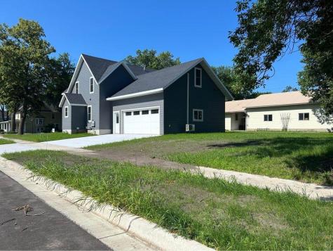712 Pine Street Dawson MN 56232