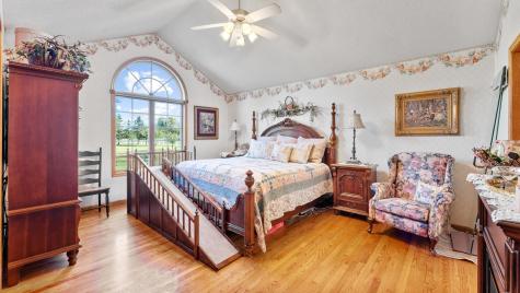 406 7th Street NW Hinckley MN 55037