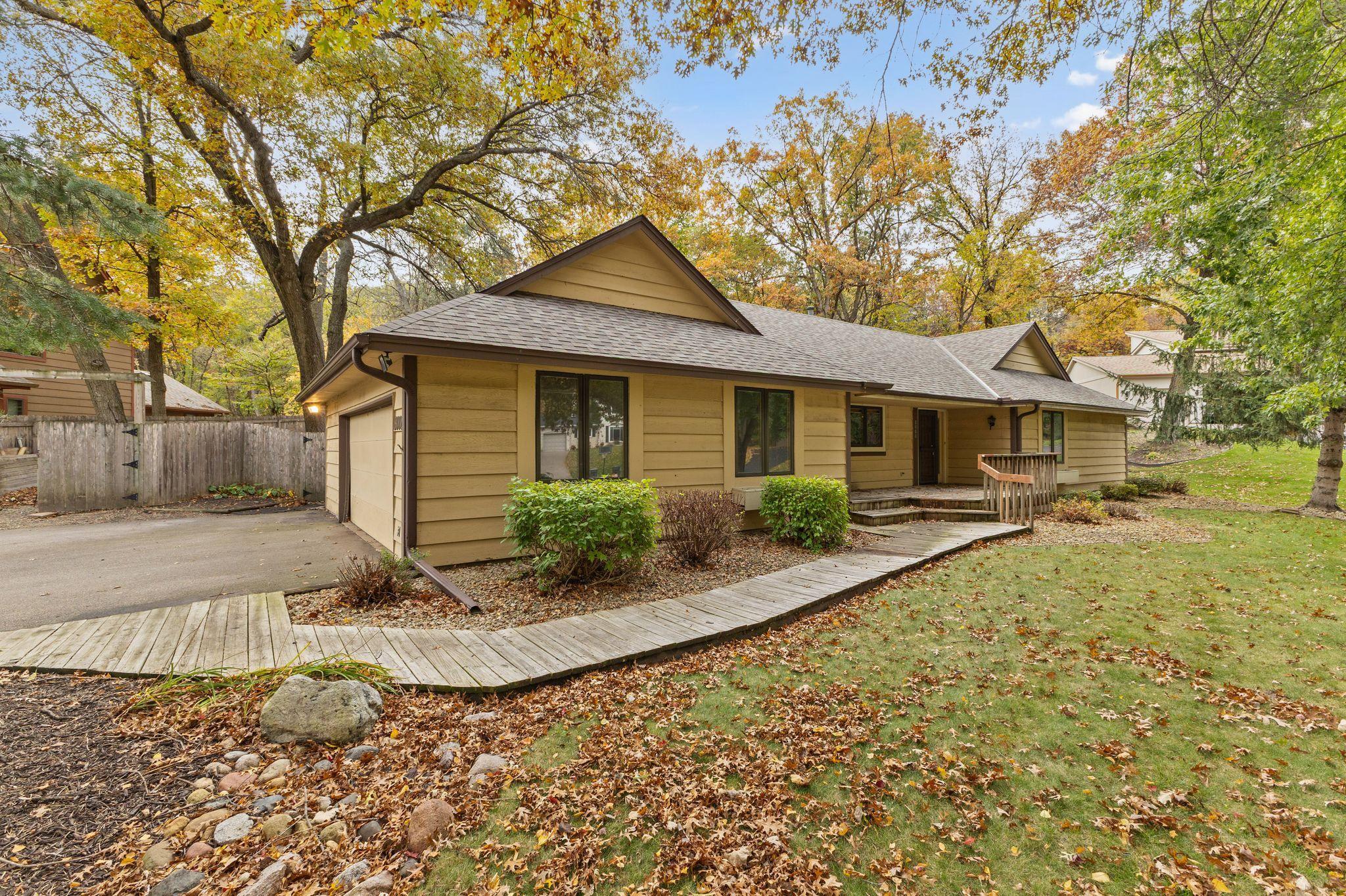 8000 132nd Court Apple Valley MN 55124