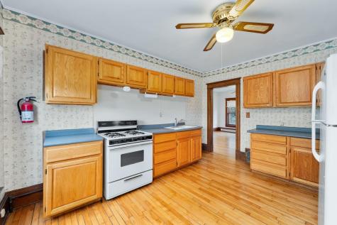 1558 E Madison Street Eau Claire WI 54703