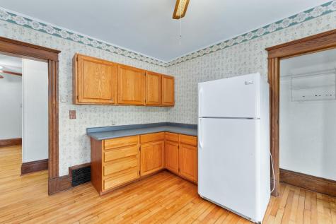 1558 E Madison Street Eau Claire WI 54703