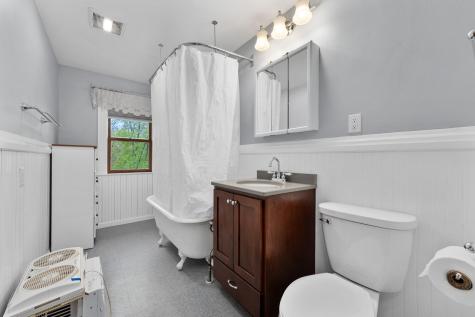 1558 E Madison Street Eau Claire WI 54703