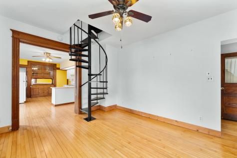 1558 E Madison Street Eau Claire WI 54703