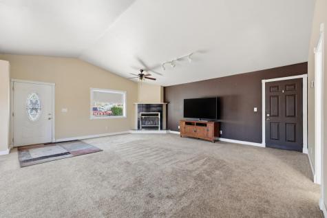 716-718 18th Street S Fargo ND 58103