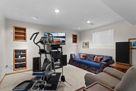 46920 Anchor Avenue Stanchfield MN 55080