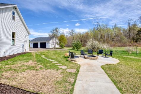 12103 275th Avenue NE Zimmerman MN 55398