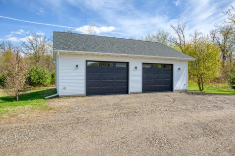 12103 275th Avenue NE Zimmerman MN 55398