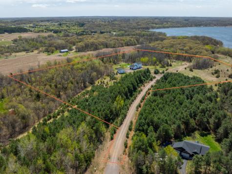 12103 275th Avenue NE Zimmerman MN 55398