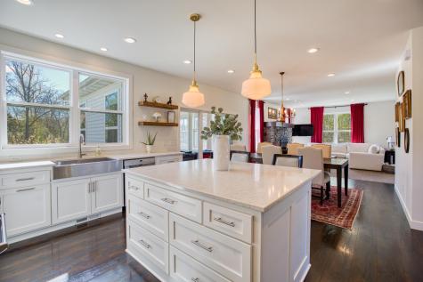 12103 275th Avenue NE Zimmerman MN 55398