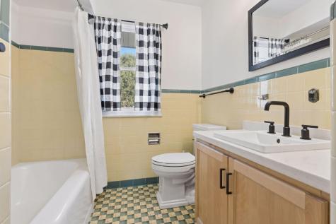 2079 Upper Saint Dennis Road Saint Paul MN 55116