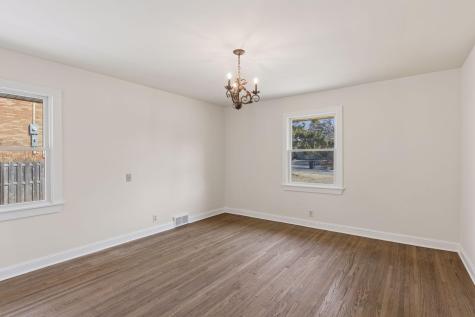 2079 Upper Saint Dennis Road Saint Paul MN 55116