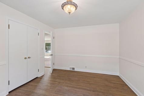2079 Upper Saint Dennis Road Saint Paul MN 55116
