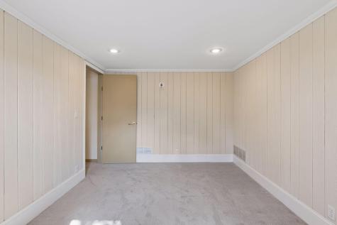 2079 Upper Saint Dennis Road Saint Paul MN 55116