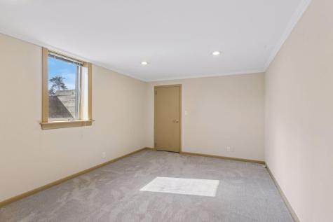 2079 Upper Saint Dennis Road Saint Paul MN 55116