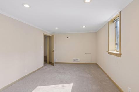 2079 Upper Saint Dennis Road Saint Paul MN 55116