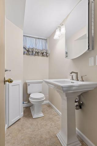 2079 Upper Saint Dennis Road Saint Paul MN 55116
