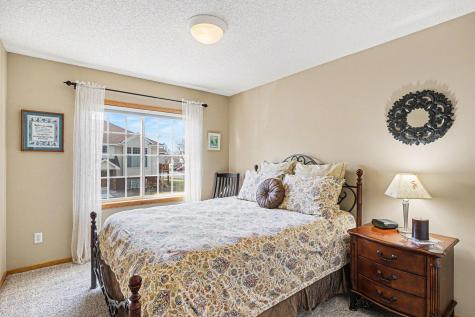 15636 Chasewood Court Rosemount MN 55068