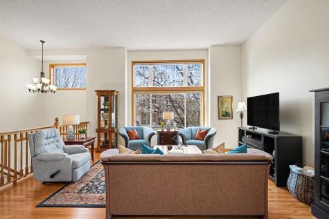 15636 Chasewood Court Rosemount MN 55068