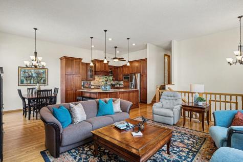 15636 Chasewood Court Rosemount MN 55068