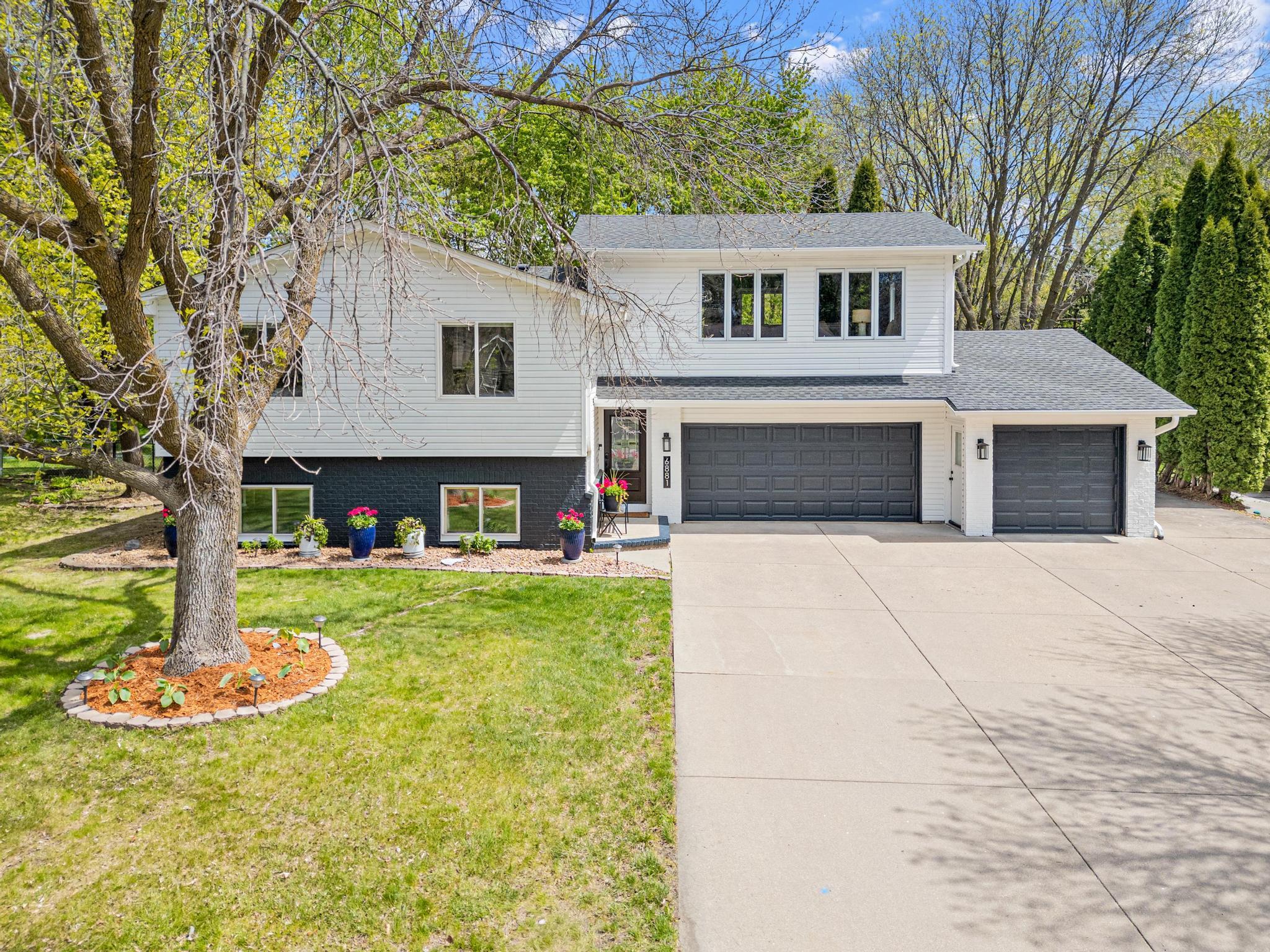 6881 Redwing Lane Chanhassen MN 55317