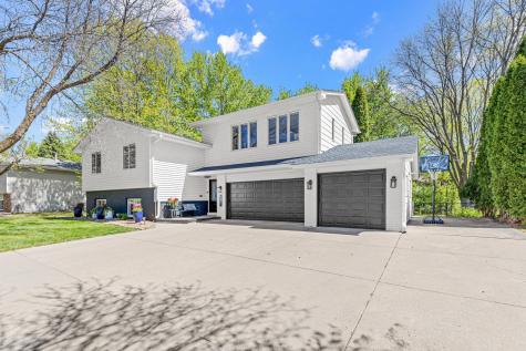 6881 Redwing Lane Chanhassen MN 55317