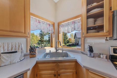 26721 Redwing Avenue New Prague MN 56071