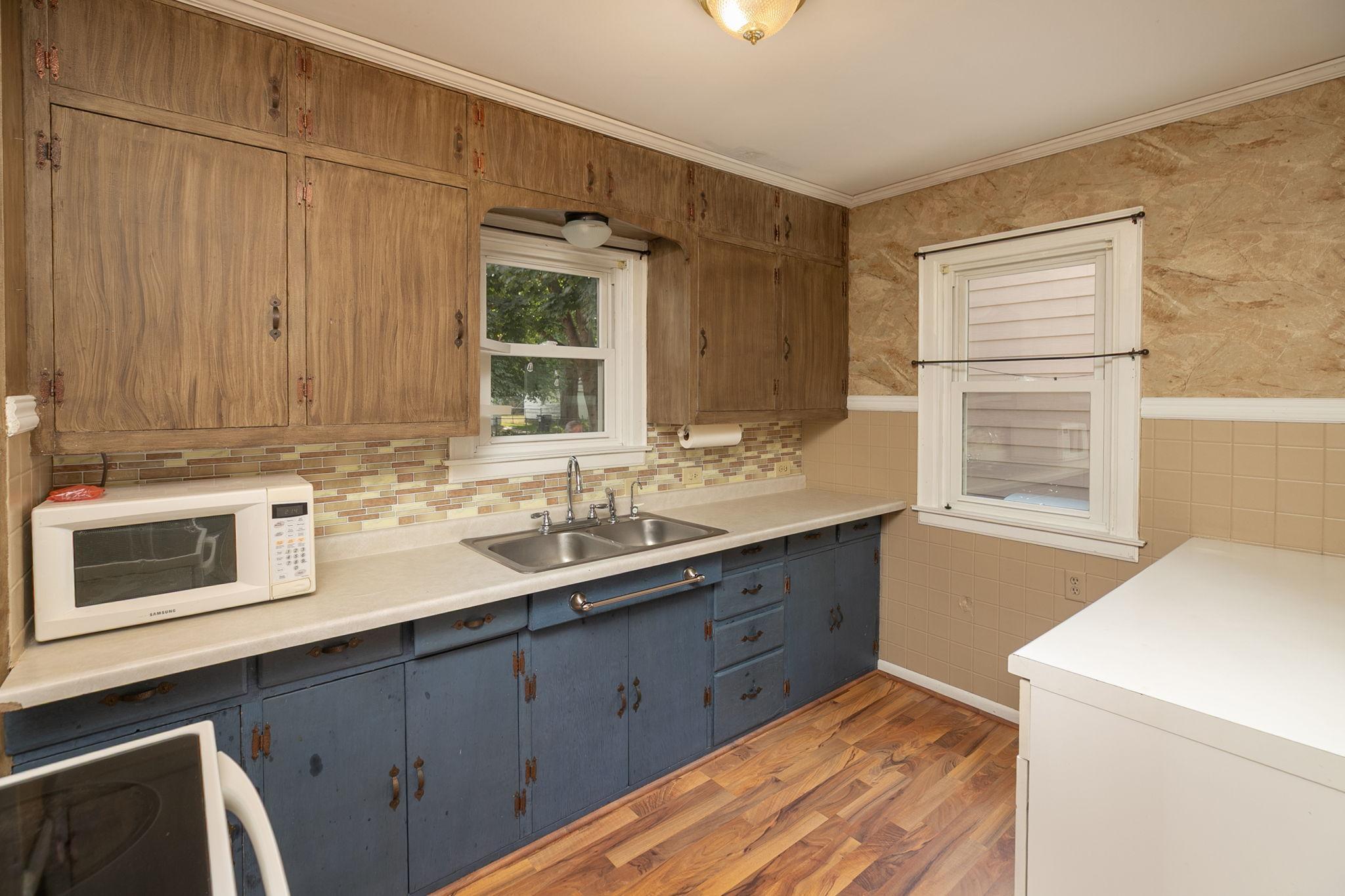 1103 2nd Avenue SW Austin MN 55912