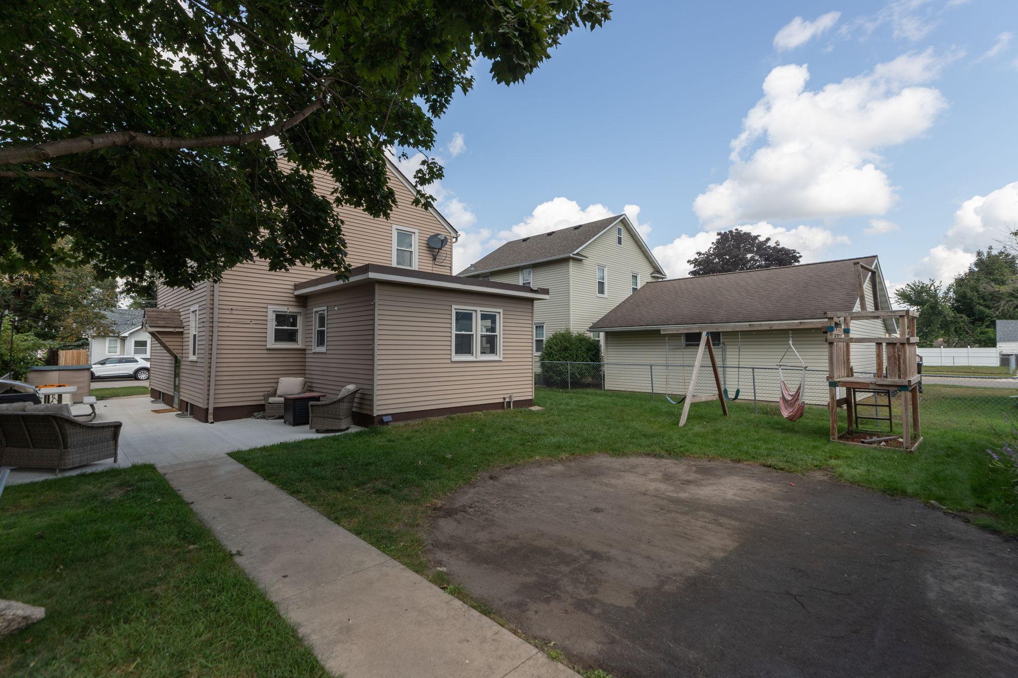 1103 2nd Avenue SW Austin MN 55912