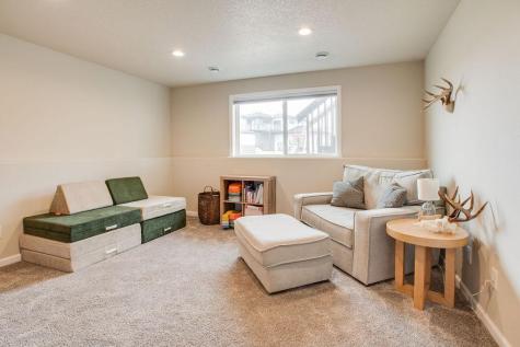 507 7th Street E Horace ND 58047