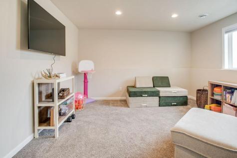 507 7th Street E Horace ND 58047